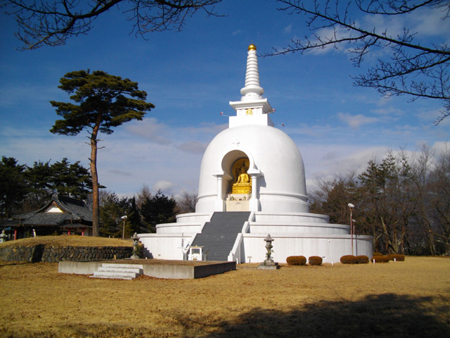 仏舎利塔