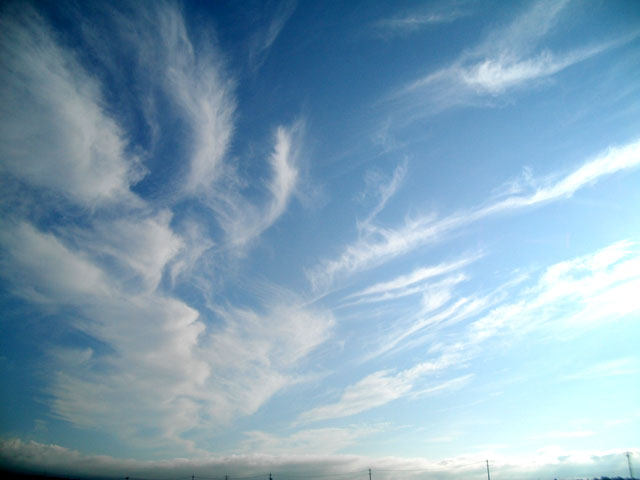 朝の雲