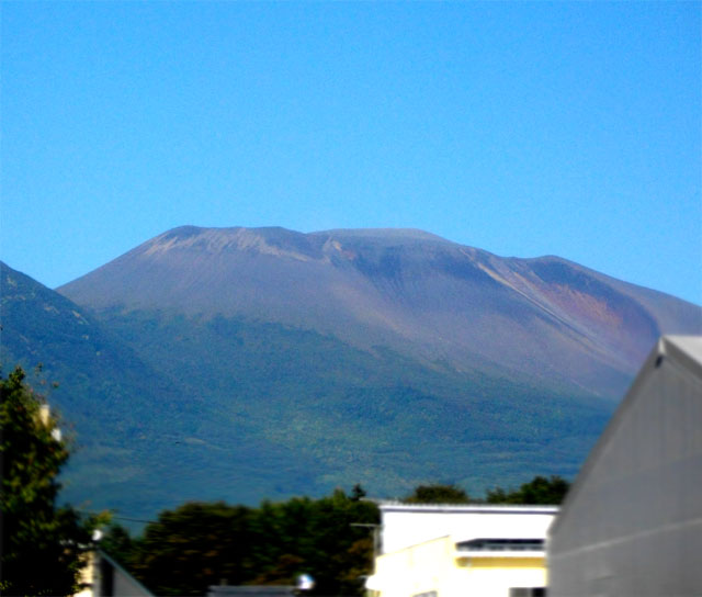 浅間山