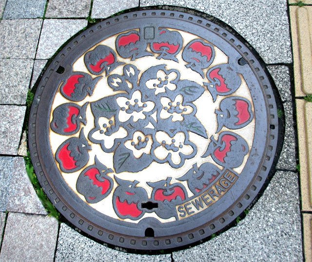 マンホール