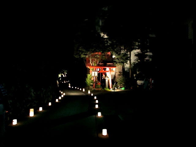 灯明と古寺