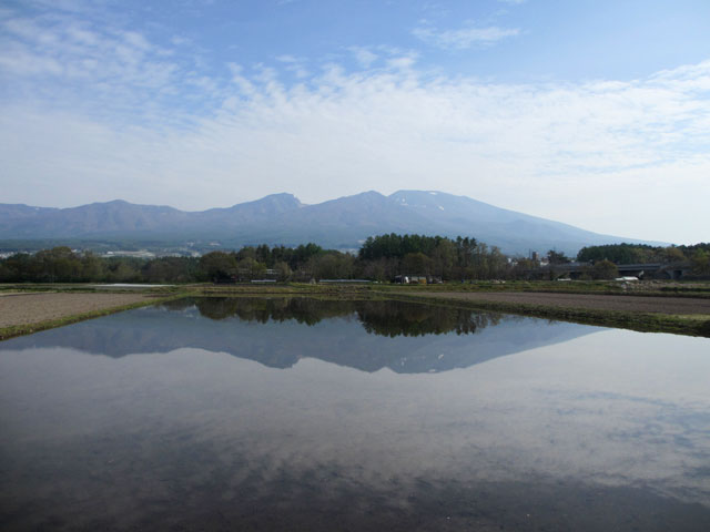 水面の浅間